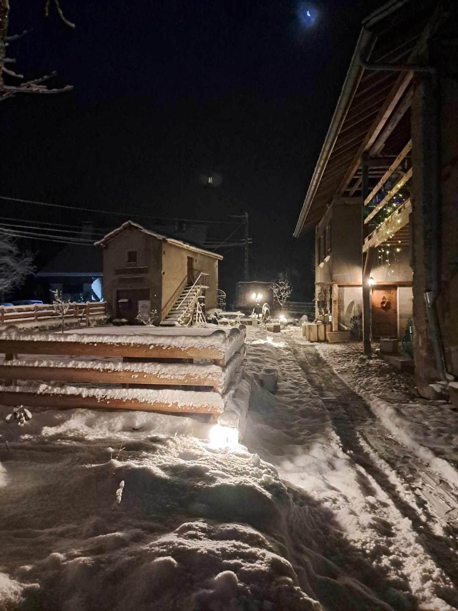 Maison D'Hotes Des Bassins D'Oche Saint-Paul-en-Chablais Екстер'єр фото